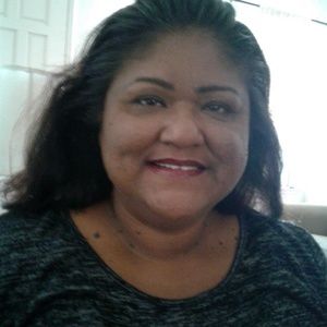 Meet your Posher, Erlinda